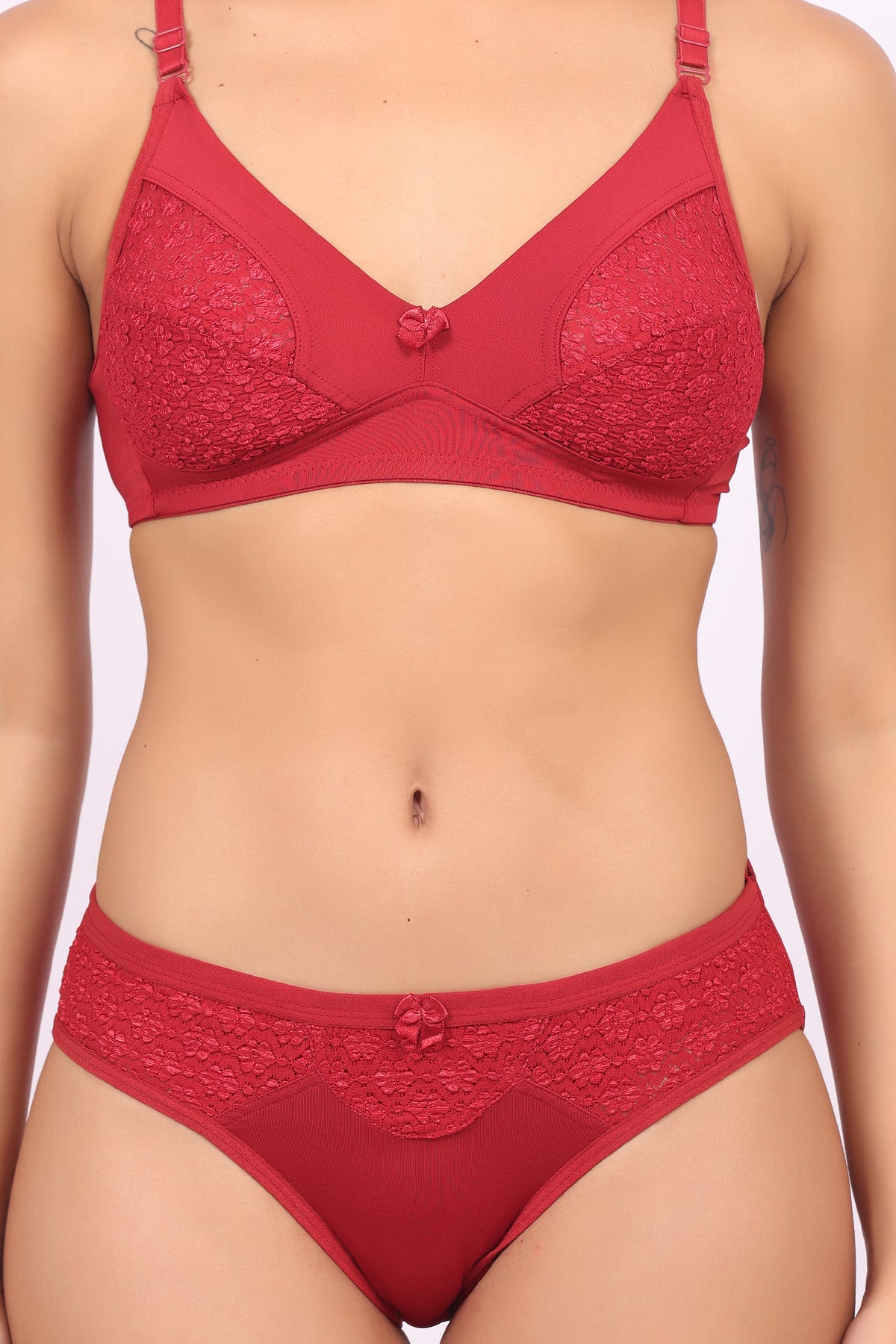 Comfortable & Breathable Fabric | Nudiva Non Padded Self Design Lingerie Set