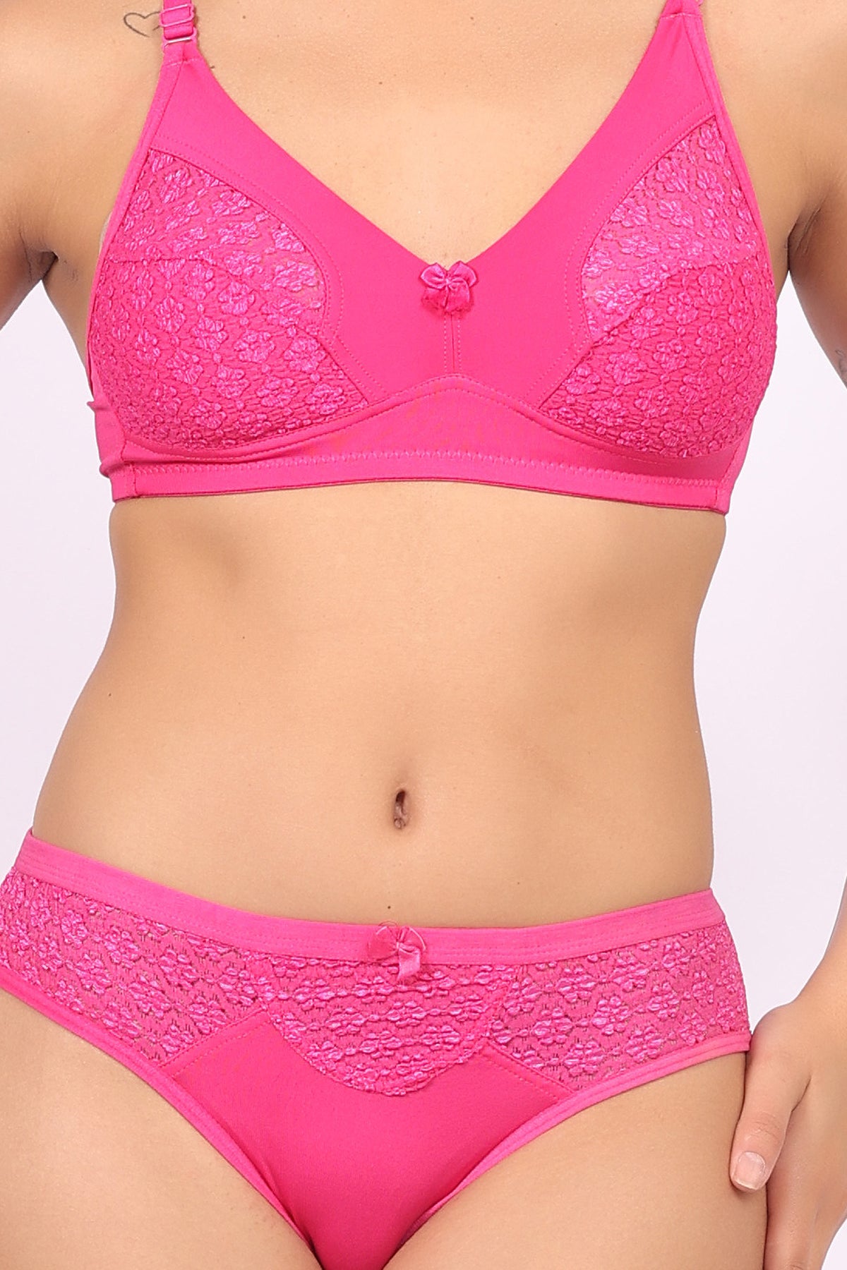 Comfortable & Breathable Fabric | Nudiva Non Padded Self Design Lingerie Set