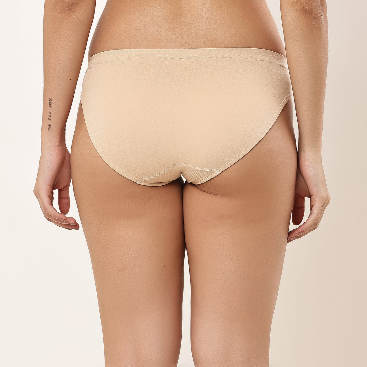Nudiva Comfortable Mid-Rise Fit Seemless Panties: Pack of 2